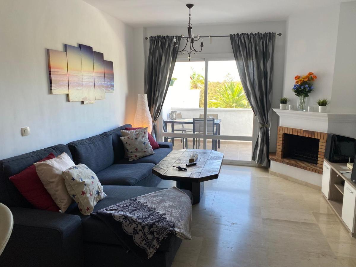 דירות אסטפונה Bahia De Casares מראה חיצוני תמונה