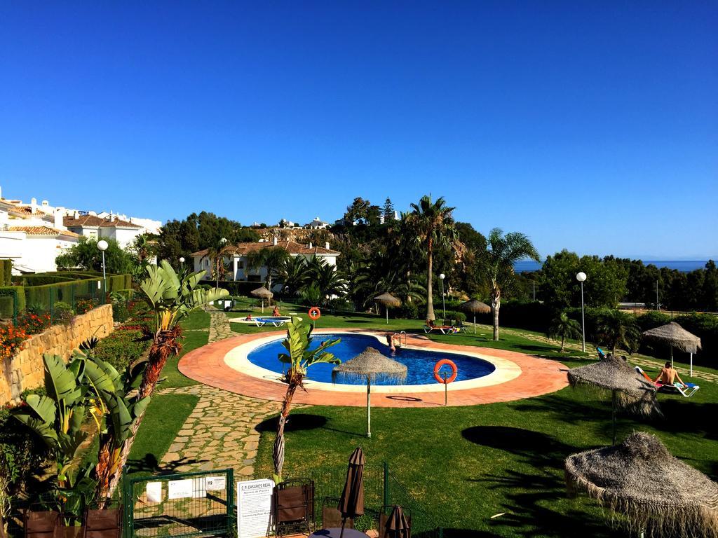 דירות אסטפונה Bahia De Casares חדר תמונה
