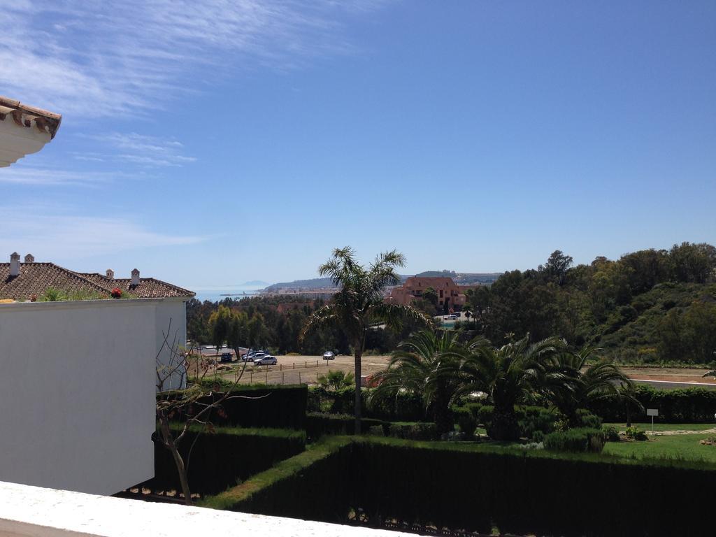 דירות אסטפונה Bahia De Casares חדר תמונה