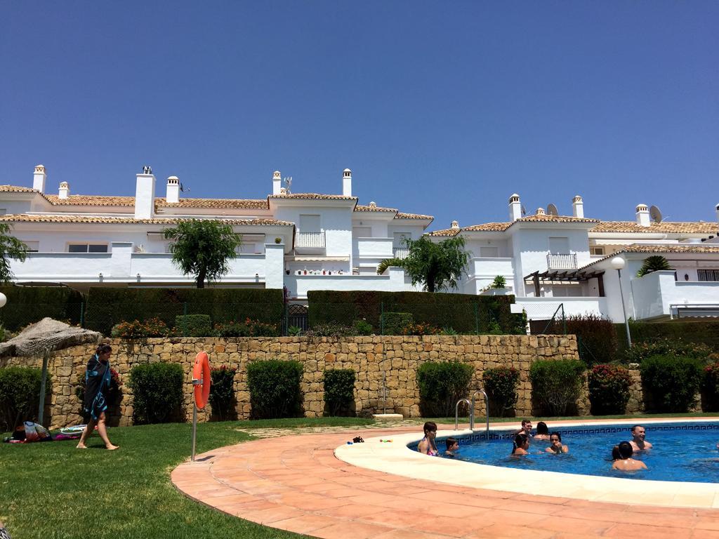 דירות אסטפונה Bahia De Casares מראה חיצוני תמונה
